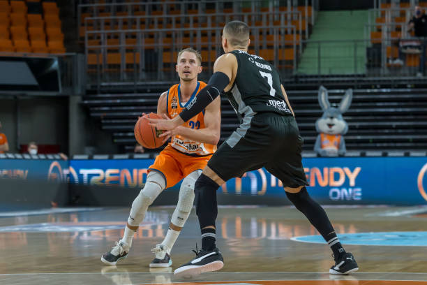 气转化为实 气转化为实